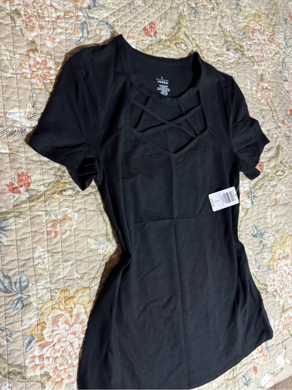 torrid Black Short Sleeve Crisscross Neck Tee